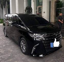 อัลฟาร์ด  Toyota Alphard